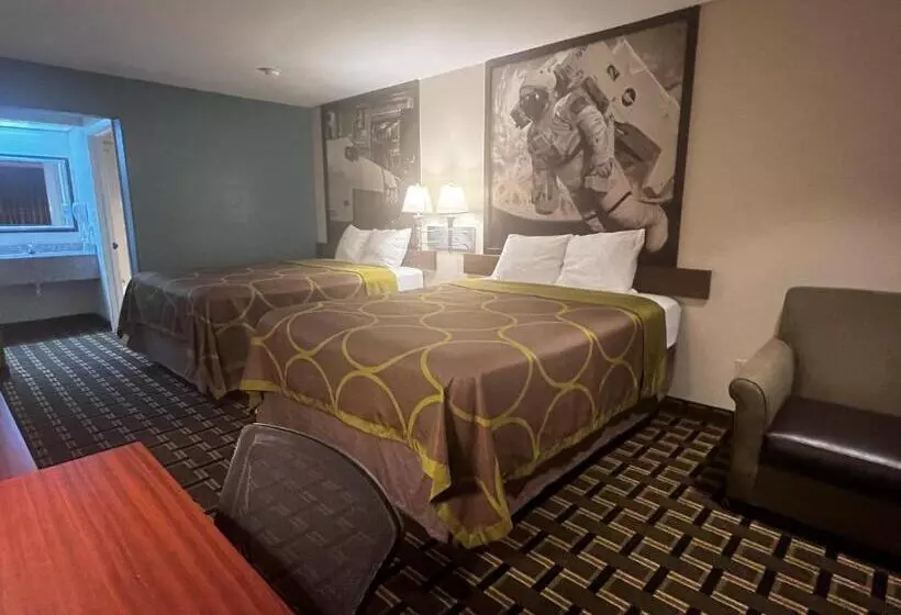 Hotelli Super 8 By Wyndham Baytown I 10