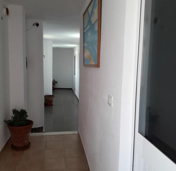 پانسیون Rooms And Apartments Analipsi