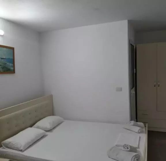 پانسیون Rooms And Apartments Analipsi