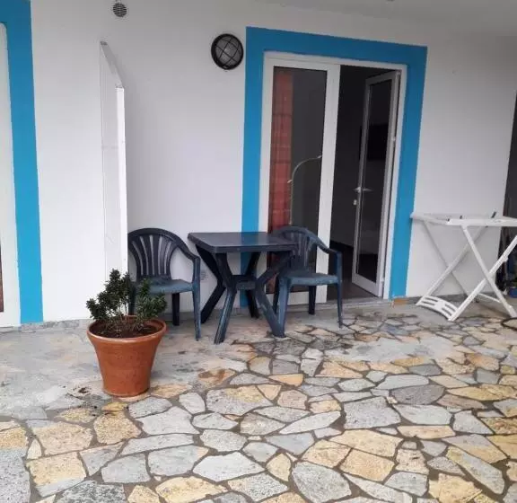 پانسیون Rooms And Apartments Analipsi