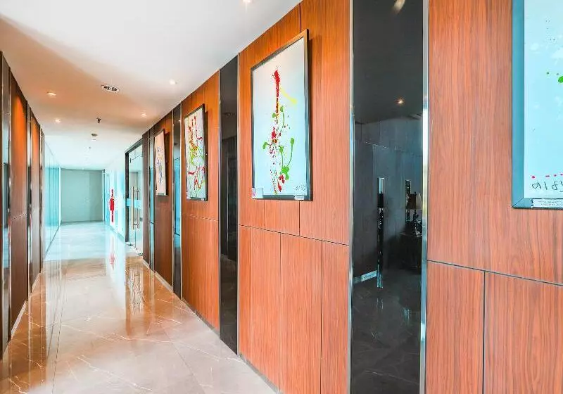 ホテル Collection O 16 Vittoria Residence