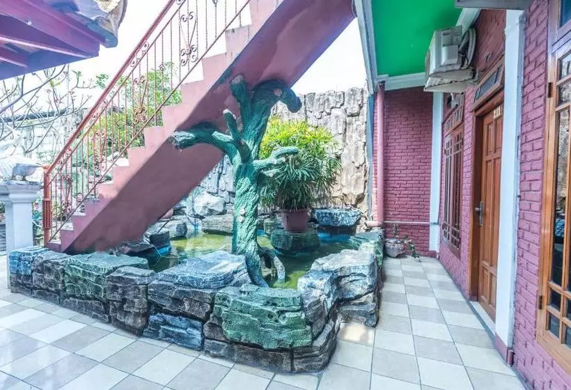 ホテル Oyo 1424 Guntary Residence