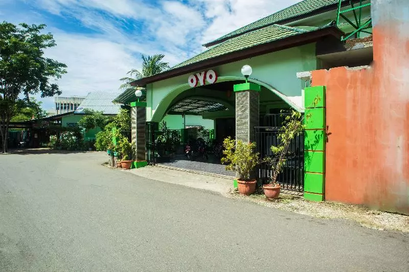 ホテル Oyo 1682 Greenia