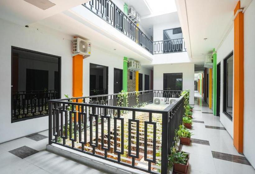 Hotel Oyo Flagship 1575 Urban 18