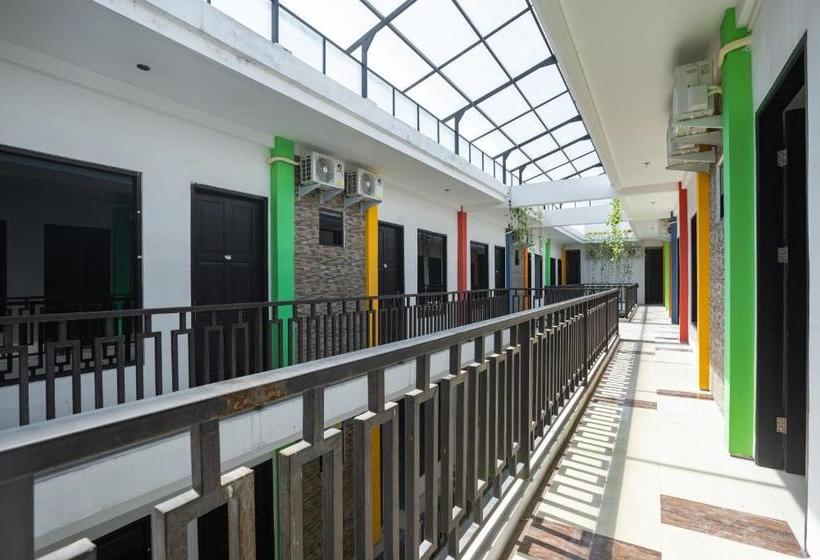 Hotel Oyo Flagship 1575 Urban 18