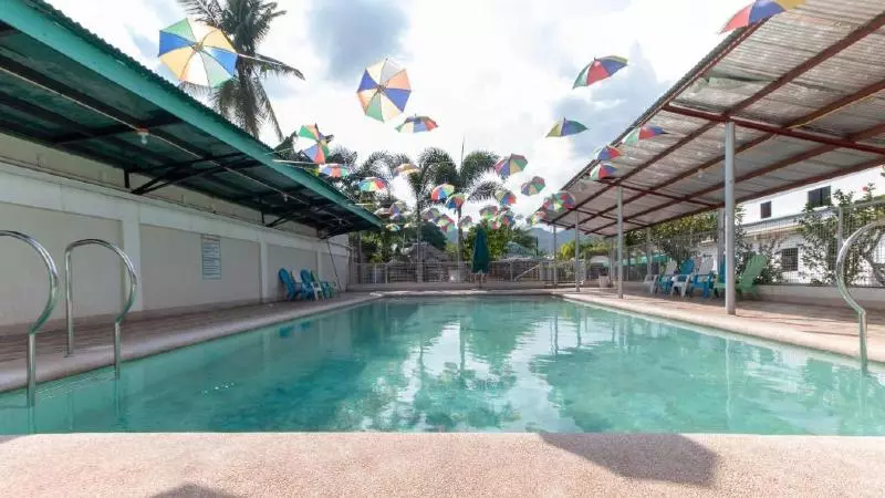 ホテル Reddoorz @ Picas Sagkahan Tacloban