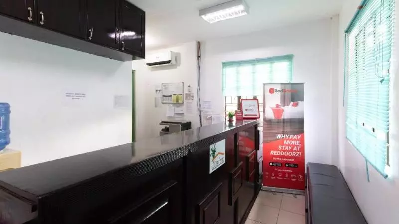 ホテル Reddoorz @ Picas Sagkahan Tacloban