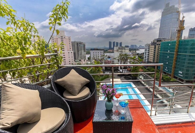 Roseland Sweet Hotel & Spa