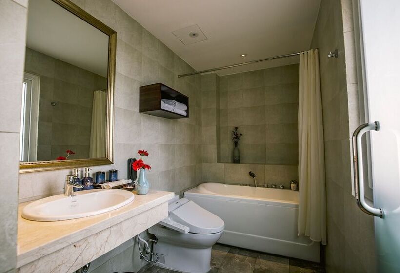 Roseland Sweet Hotel & Spa