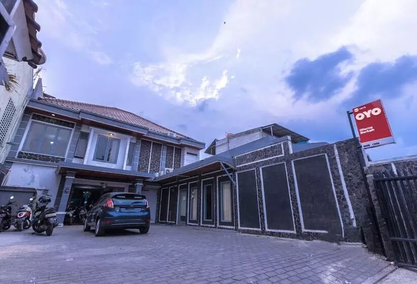 ホテル Oyo 1672 Wisma Barkah