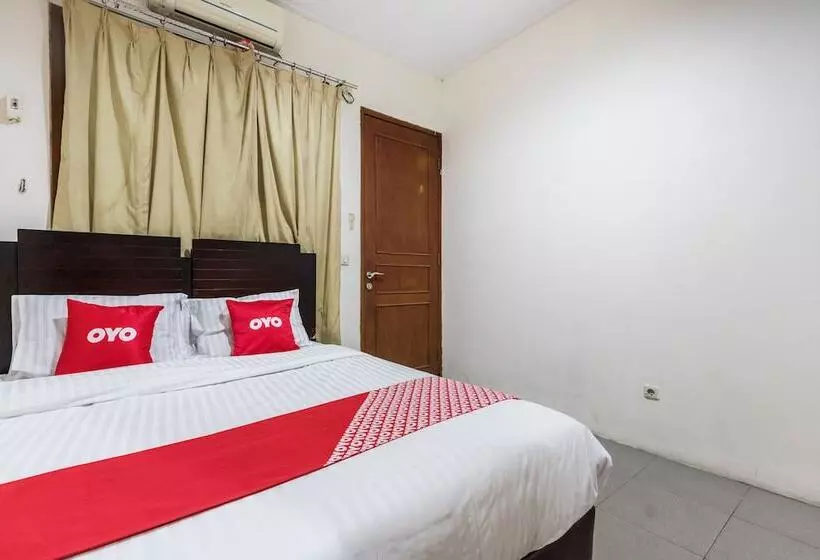 ホテル Oyo 1672 Wisma Barkah
