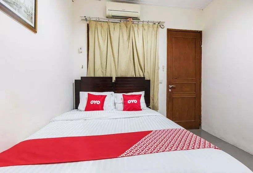 ホテル Oyo 1672 Wisma Barkah