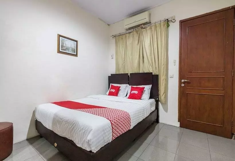 ホテル Oyo 1672 Wisma Barkah