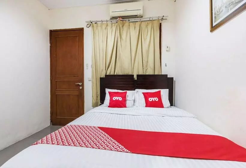 ホテル Oyo 1672 Wisma Barkah