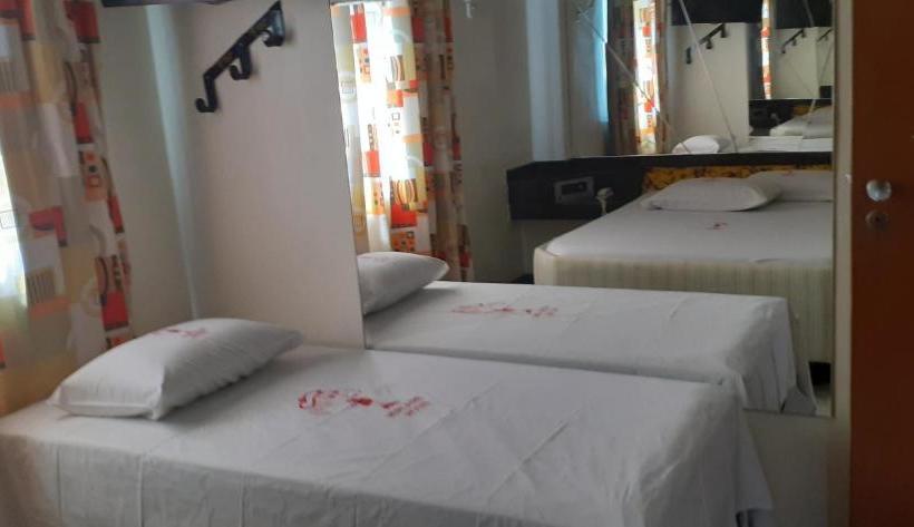 هتل Verlaine Adult Only