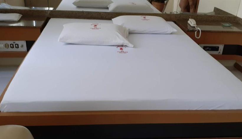 هتل Verlaine Adult Only