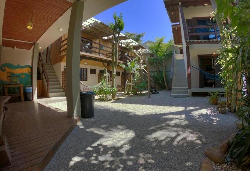 ペンション Pousada Pátio Da Ferrugem Uma Quadra Da Praia