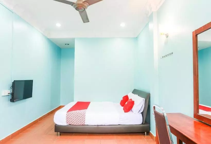 ホテル Oyo 44094 Bangi Lanai