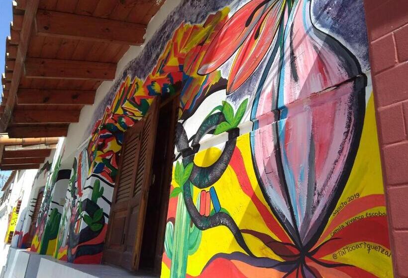 La Social Hostel Y Libros