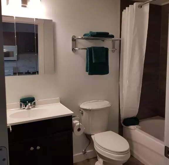 ホテル Onoway Inn And Suites