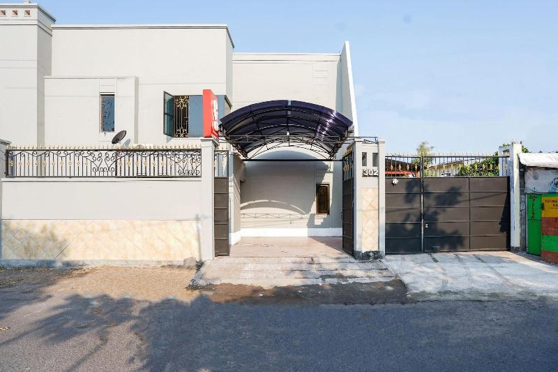 Hotel Oyo 1281 Home Stay 83