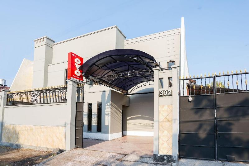 Hotel Oyo 1281 Home Stay 83