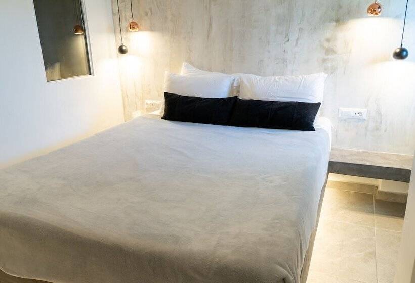 پانسیون George & Joanna Suites