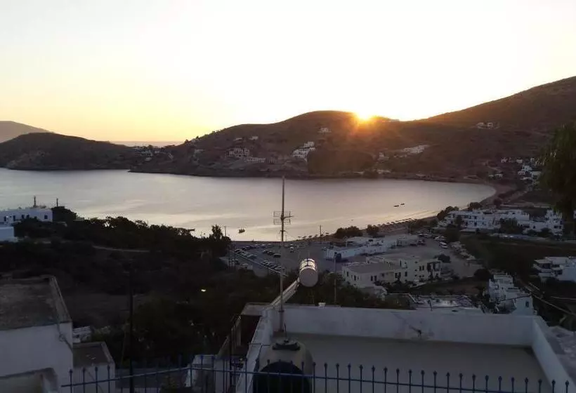 پانسیون Grandma Vasiliki Rooms To Let