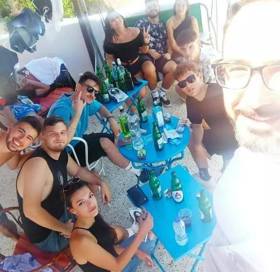 پانسیون Grandma Vasiliki Rooms To Let