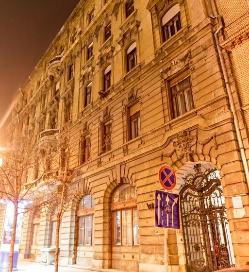 Dfive Apartments  Parlament Residence