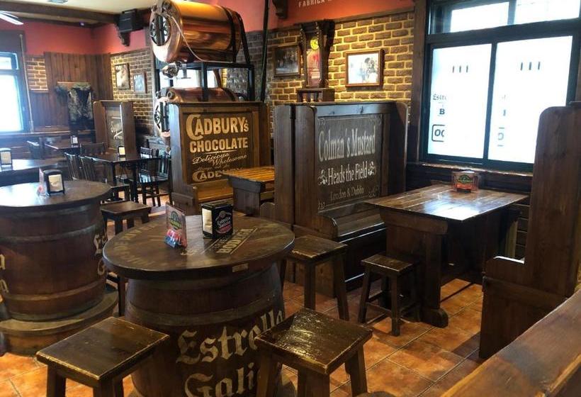 호텔 H Rural Chamouco