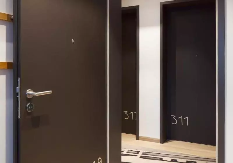 ホテル Im Leskanpark