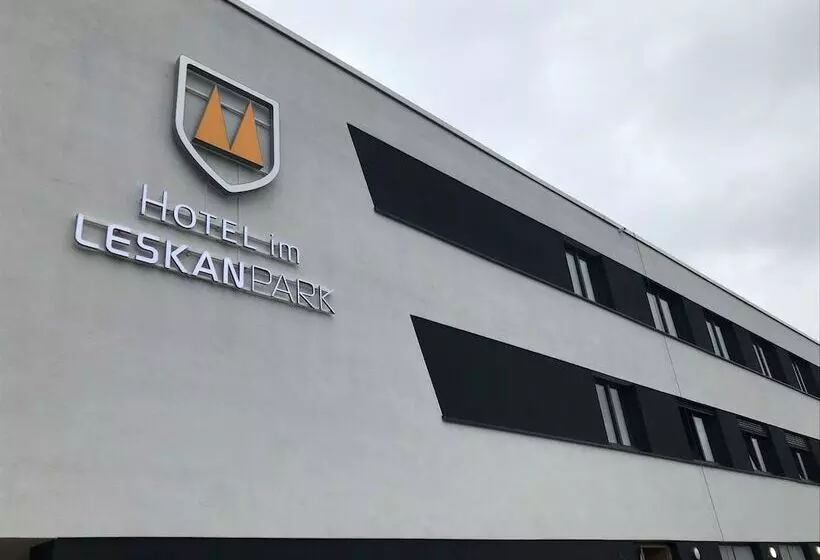 ホテル Im Leskanpark