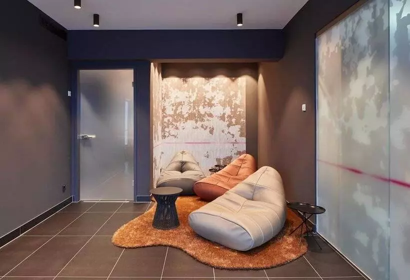 ホテル Im Leskanpark