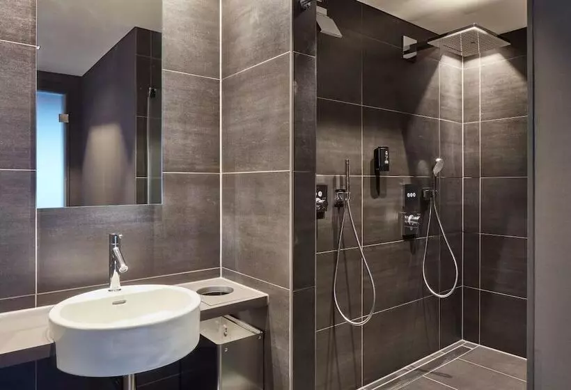 ホテル Im Leskanpark