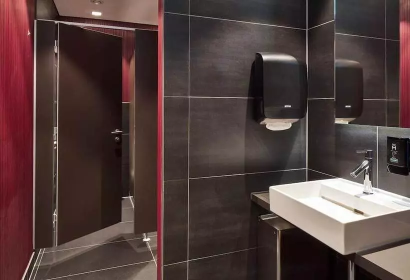 ホテル Im Leskanpark