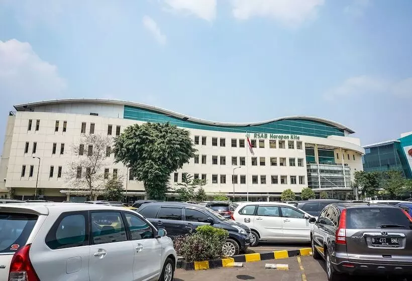 Hotelli Oyo Flagship 755 Appartel Grand Dhika City