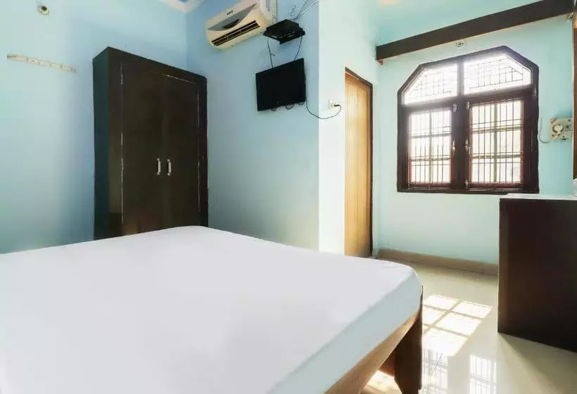 ホテル Spot On 46219 Satkar Guest House