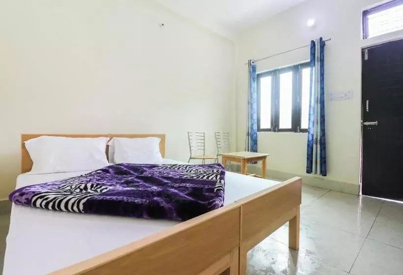 ホテル Spot On 45345  Krishna Residency