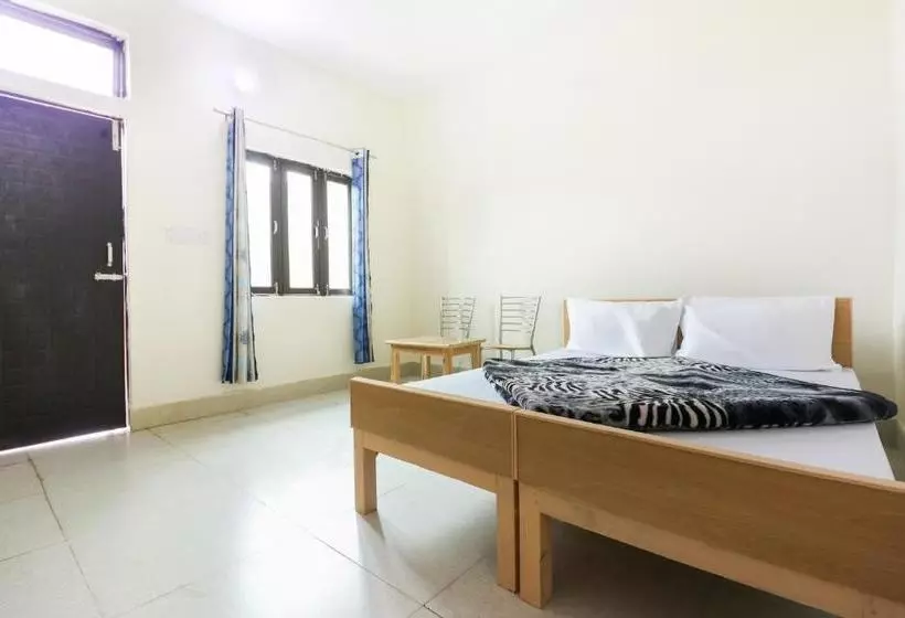 ホテル Spot On 45345  Krishna Residency