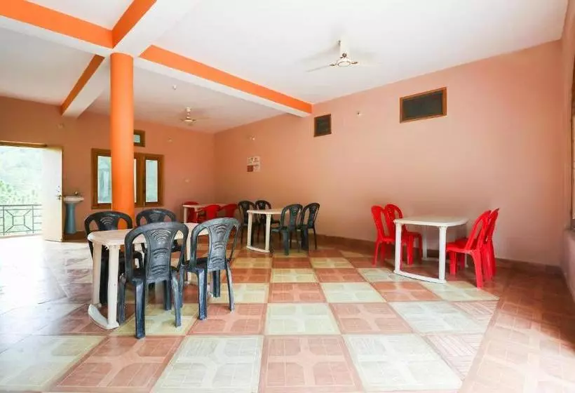 ホテル Spot On 45345  Krishna Residency