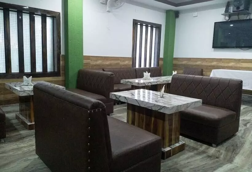 هتل Tropical Suites