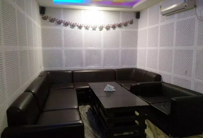 هتل Tropical Suites