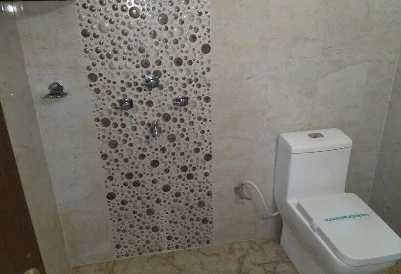 هتل Tropical Suites