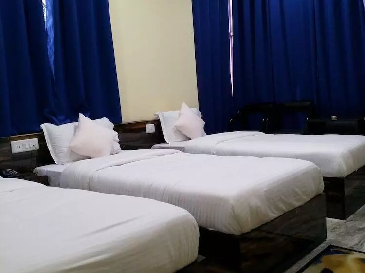 هتل Tropical Suites