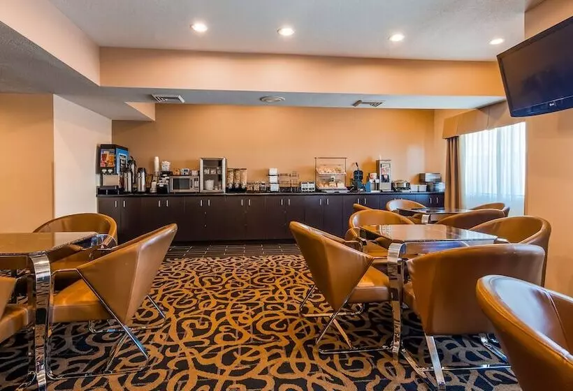 酒店 Best Western Plus Wendover Inn