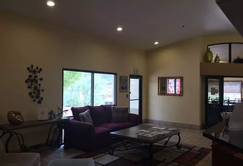 ホテル Days Inn By Wyndham Globe