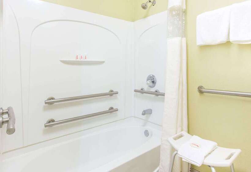 בית מלון כפרי Days Inn By Wyndham Ripley