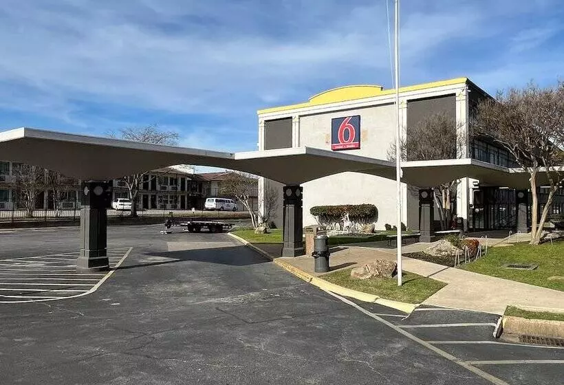 Motel 6 Mesquite, Tx – Town East