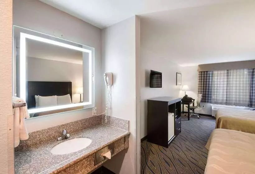 ホテル Quality Inn Midvale  Salt Lake City South